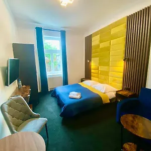 https://old-town-gertrudy-apartment-topolove-rooms-apartments.krakowhotelspoland.com