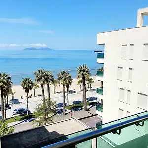 https://apartament-me-qera-lungomare-vlore-mari.albaniahotels.org
